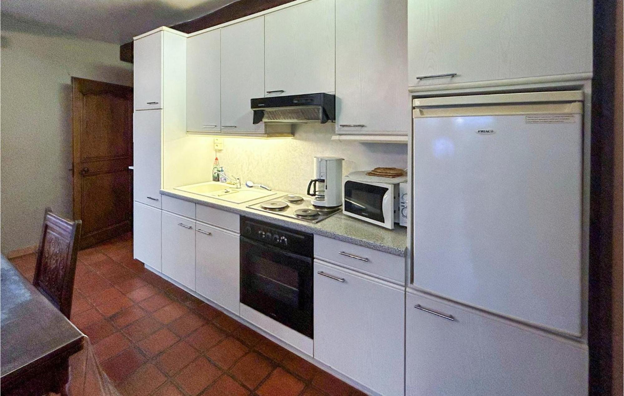 Stunning Apartment In Bastogne With Wifi Екстериор снимка